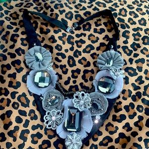 Gorgeous chunky rhinestone necklace